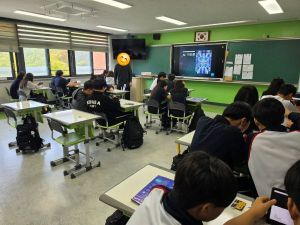 방탈출로 AI윤리를 배웠습니다 — 춘천 대룡중학교 AI미러봇 청소년진로체험 후기